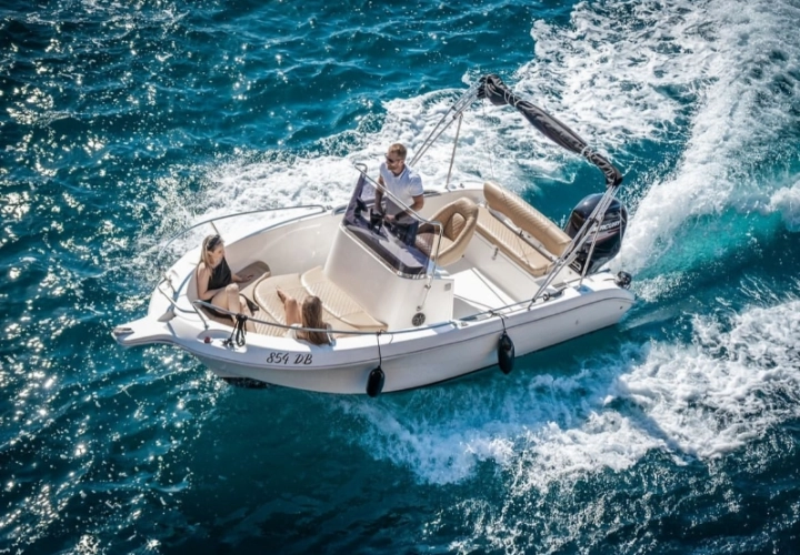 Je startovací baterie Marine Lithium vhodná pro potřeby vaší lodi?