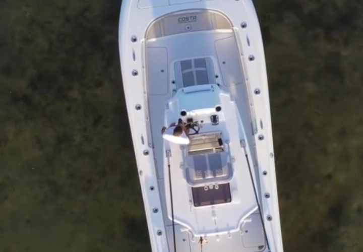 Lithiová startovací baterie pro lodě: Revoluce v zážitku z plavby lodí